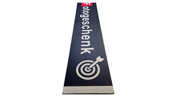 Create your own personalized dart mat at Photogift.