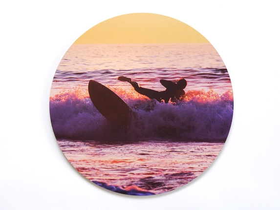 Photo on aluminum wall circle