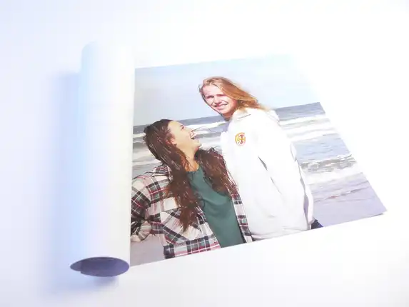 Ihr Foto auf Leinwand wird in einer Rolle geliefert.