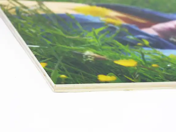 Standard thickness of photo on plywood: 9 millimeters.
