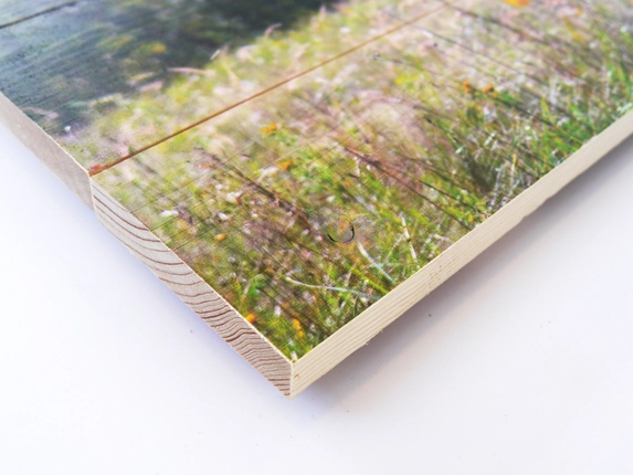 Photo on pine wood, high print quality.