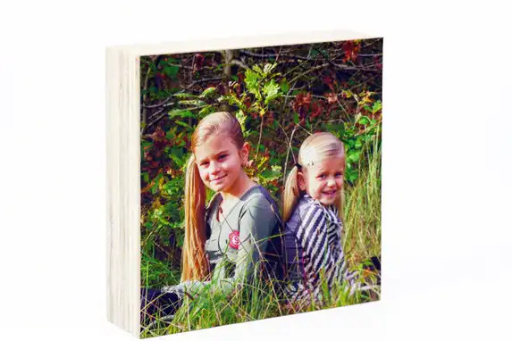 Wooden photo blocks are available in 5 sizes, including two square formats.