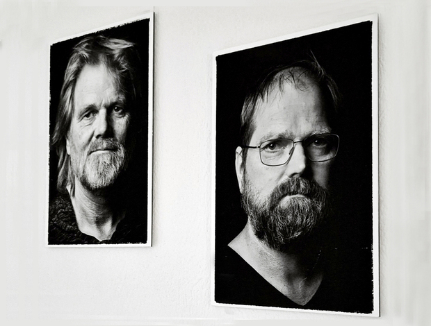 Fine art prints glued on 3 mm dibond, beautiful for impressive, artistic photos.